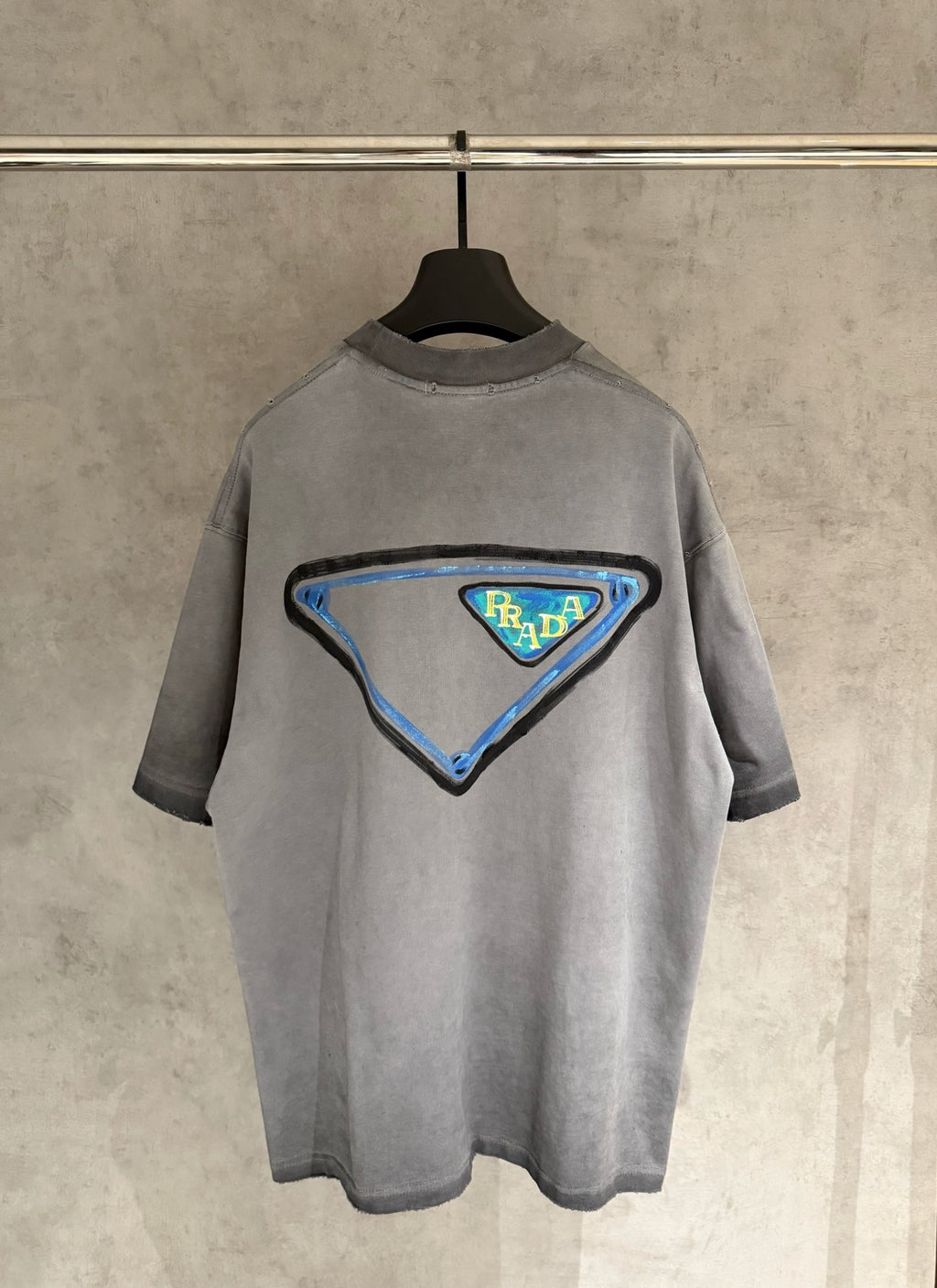 Playera Prada Triangle Patch