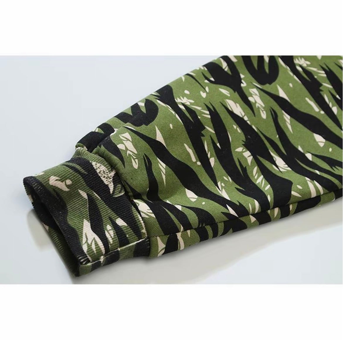 Sp5der Web Camo Hoodie – Red Spider (Kanye Edition)