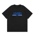 Playera Amiri MA Bar con gráficos en azul